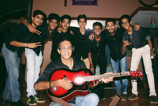 K2s Rock On music club